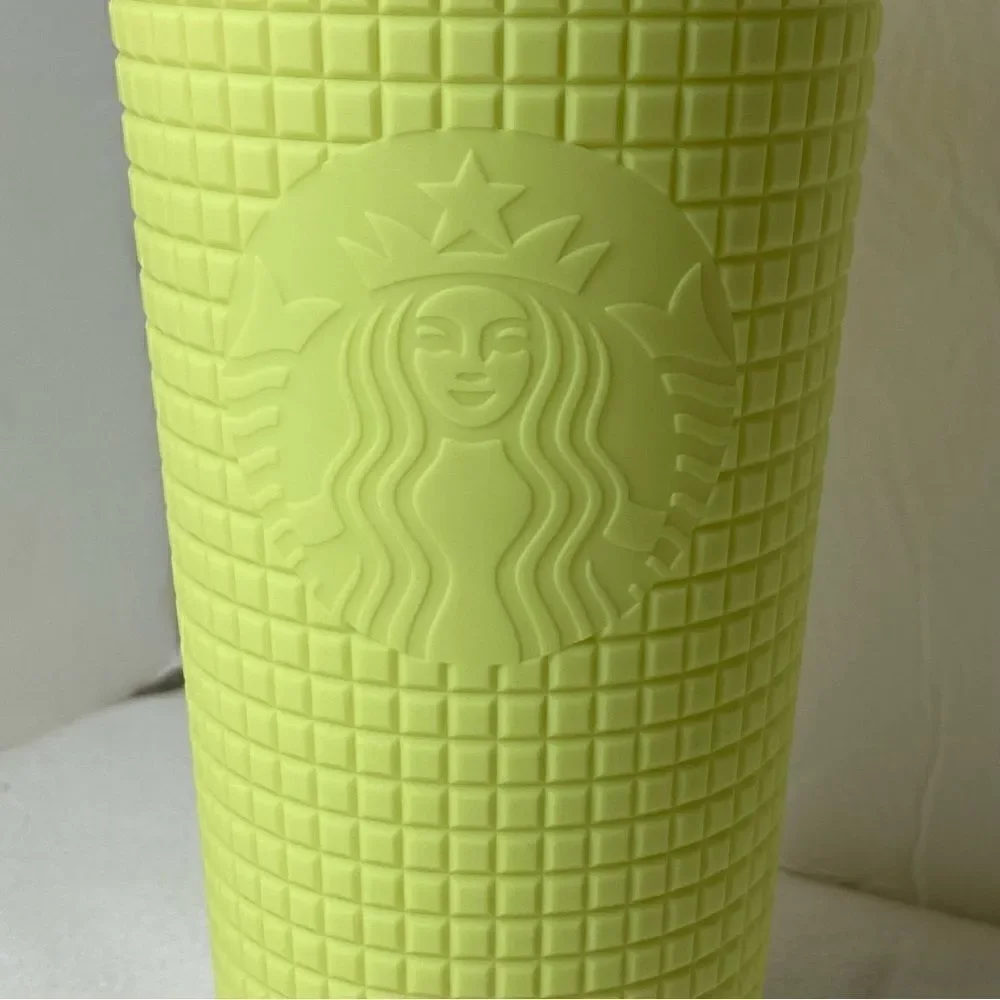 Starbucks New With Tags Matt Yellow Soft Touch Grid 24oz Tumbler
